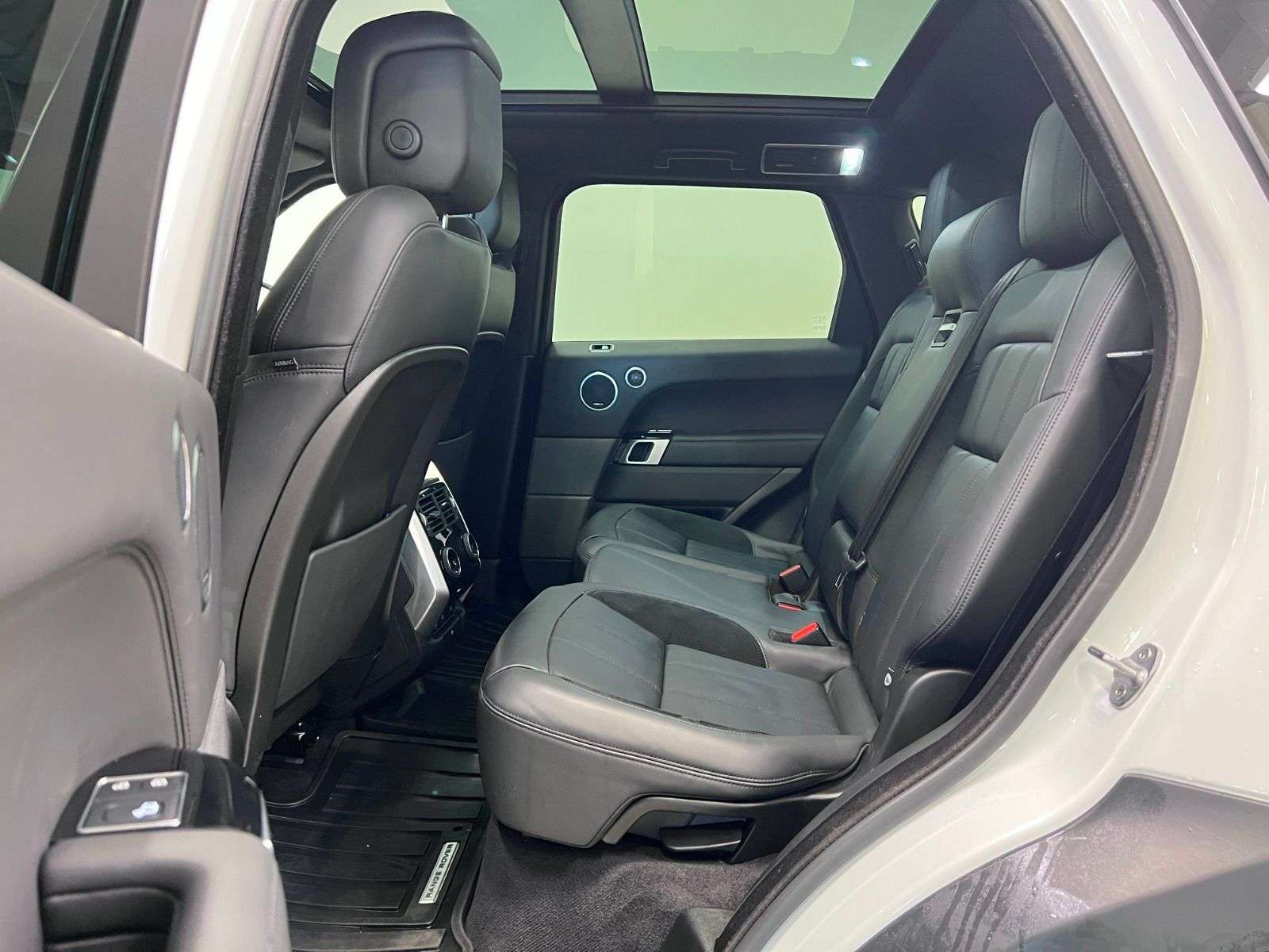 2022 Land Rover Range Rover Sport HST | LOW KMS | GREAT DEAL! thumb 25