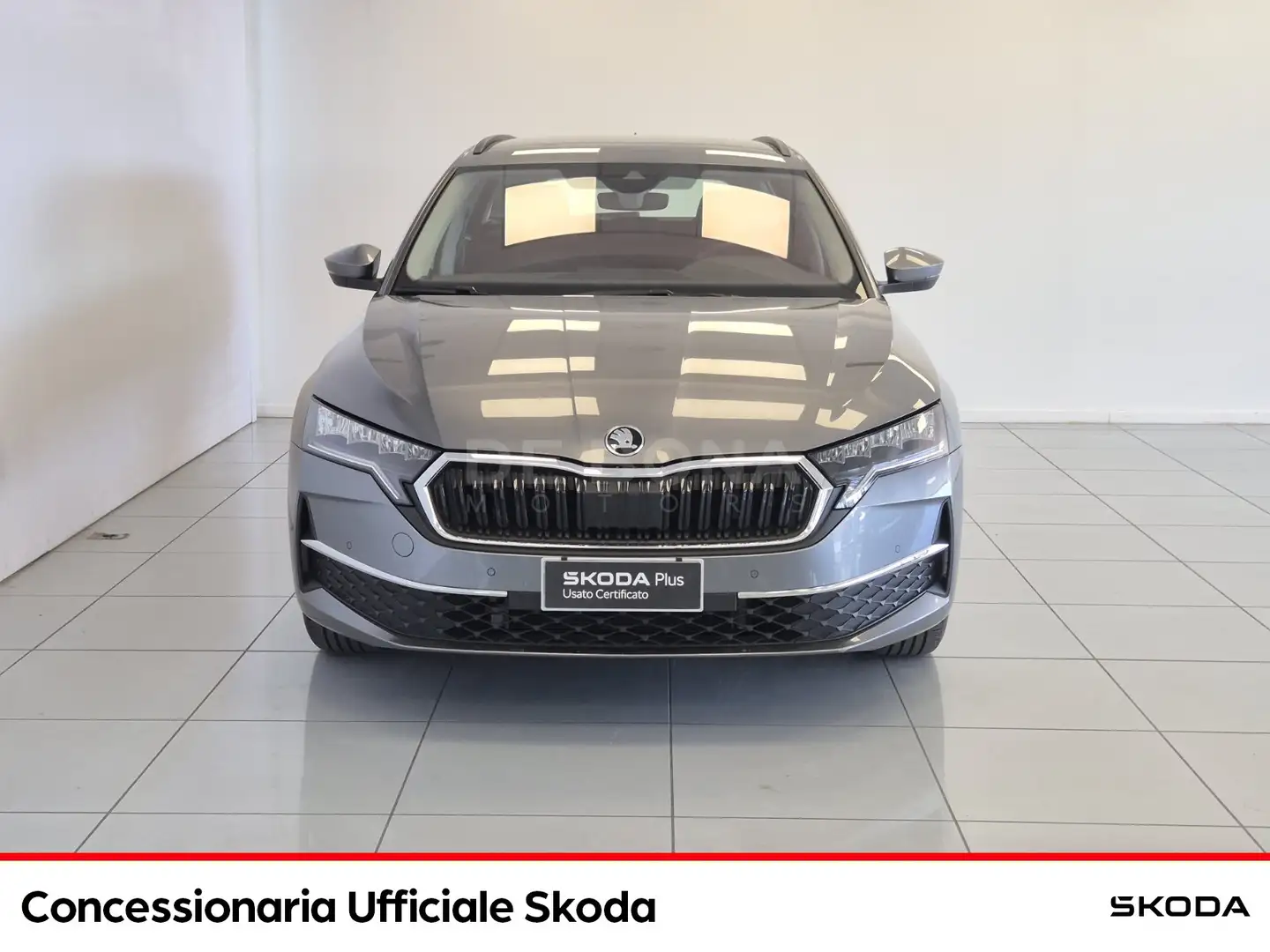 Skoda Octavia wagon 2.0 tdi executive 150cv dsg Grau - 2