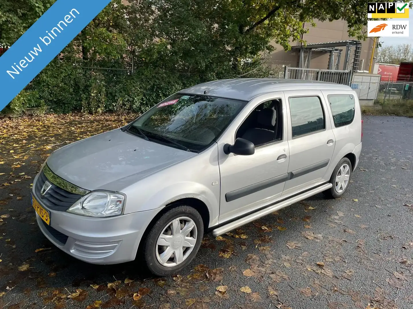 Dacia Logan MCV 1.6 Ambiance 7p. siva - 1
