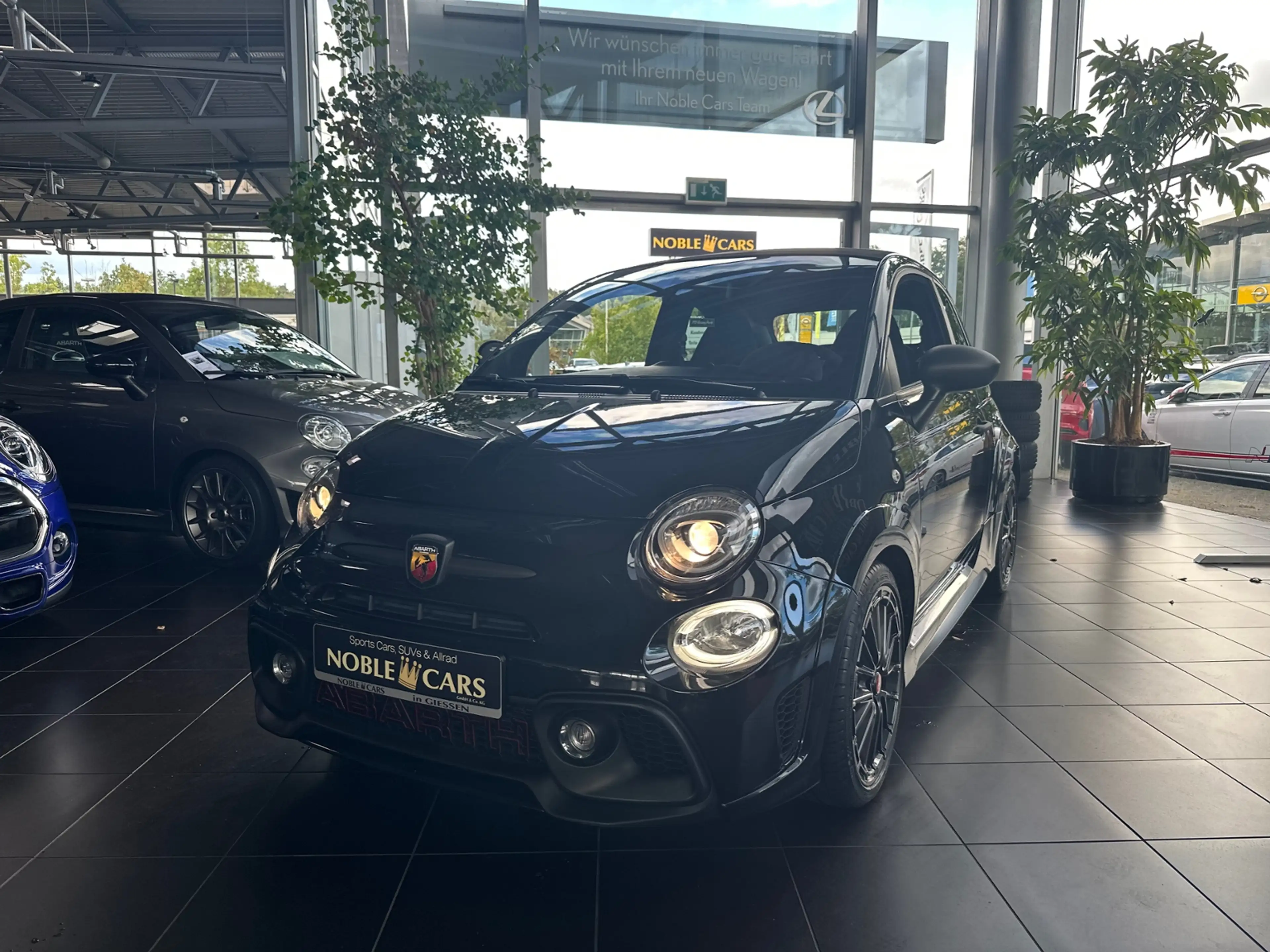 Abarth 595C Competizione KLIMA NAV DAB PDC ALU — photo 3