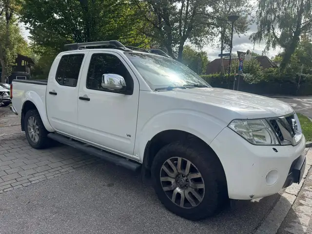 Nissan Navara view 7