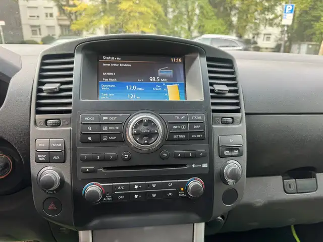 Nissan Navara view 14