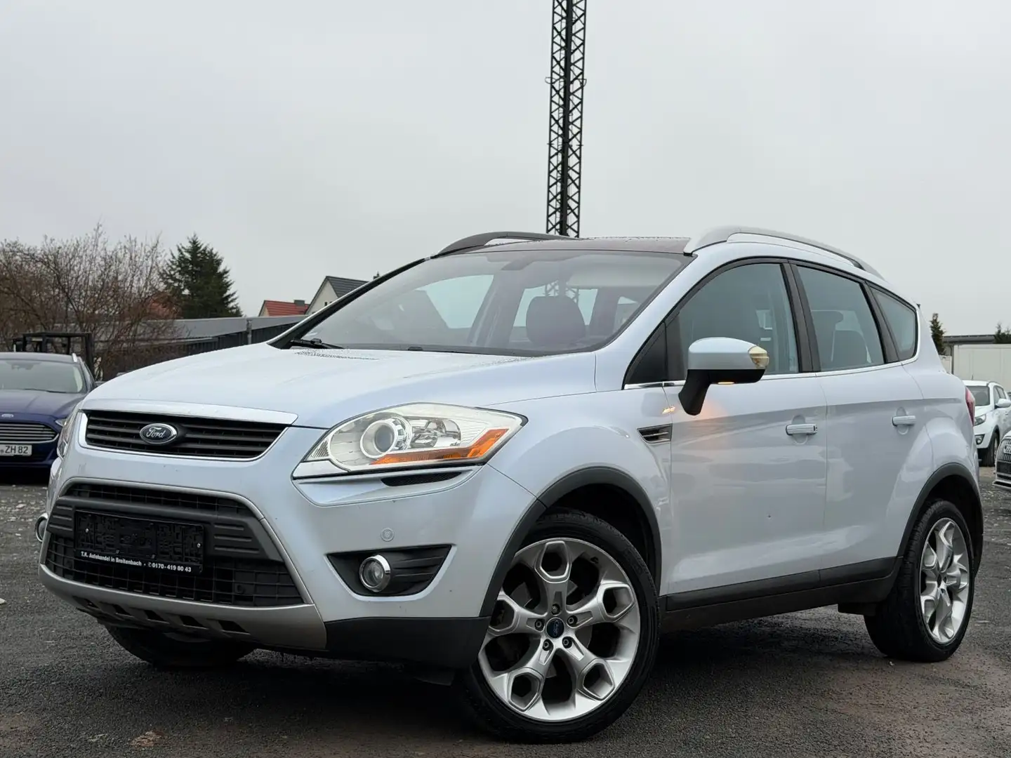 Ford Kuga Titanium/AHK/SHZ/NAVI - 1