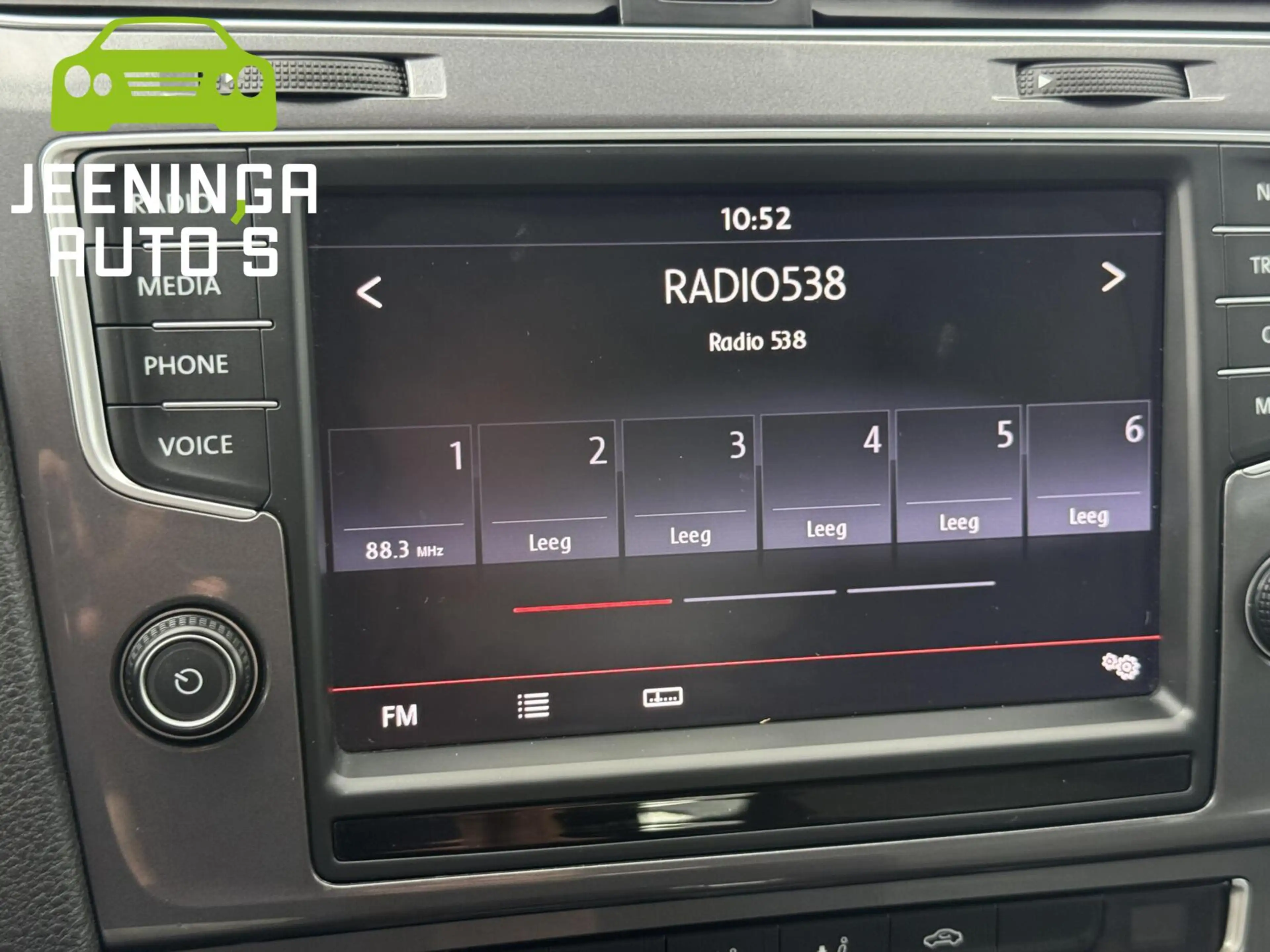 Volkswagen e-Golf e-Golf|PDC v+a|Navi|Clima — photo 18