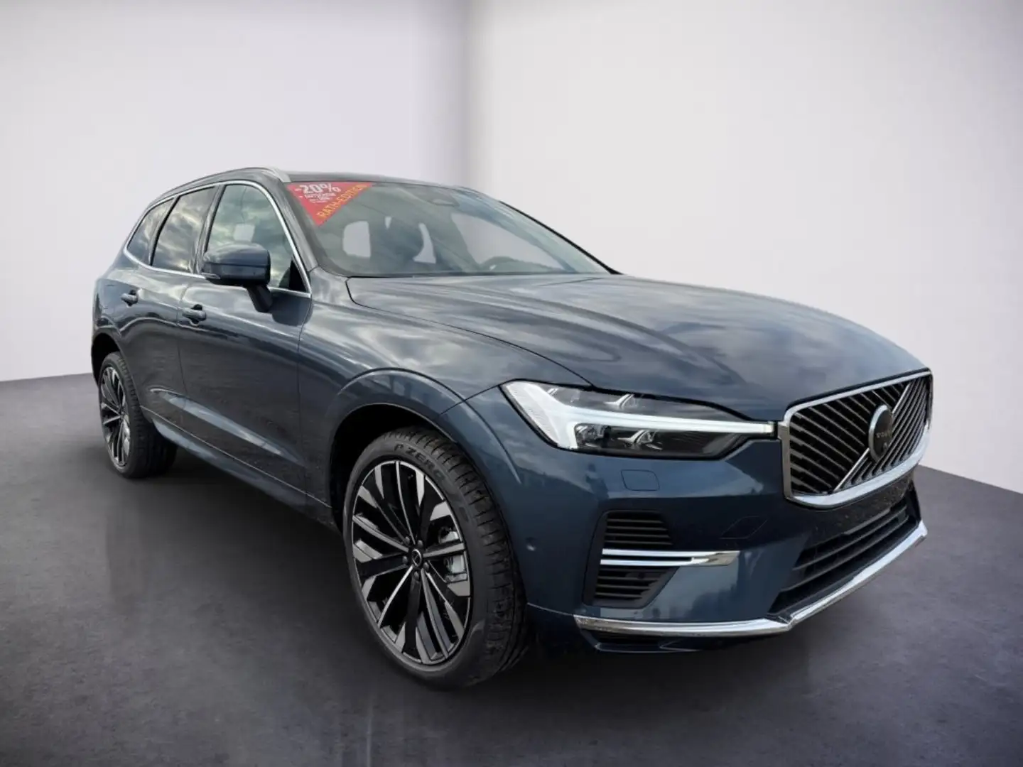 Volvo XC60 Ultra, T6 AWD Plug-in Hybrid, Elektrisch/Benzin, Bright Blau - 2