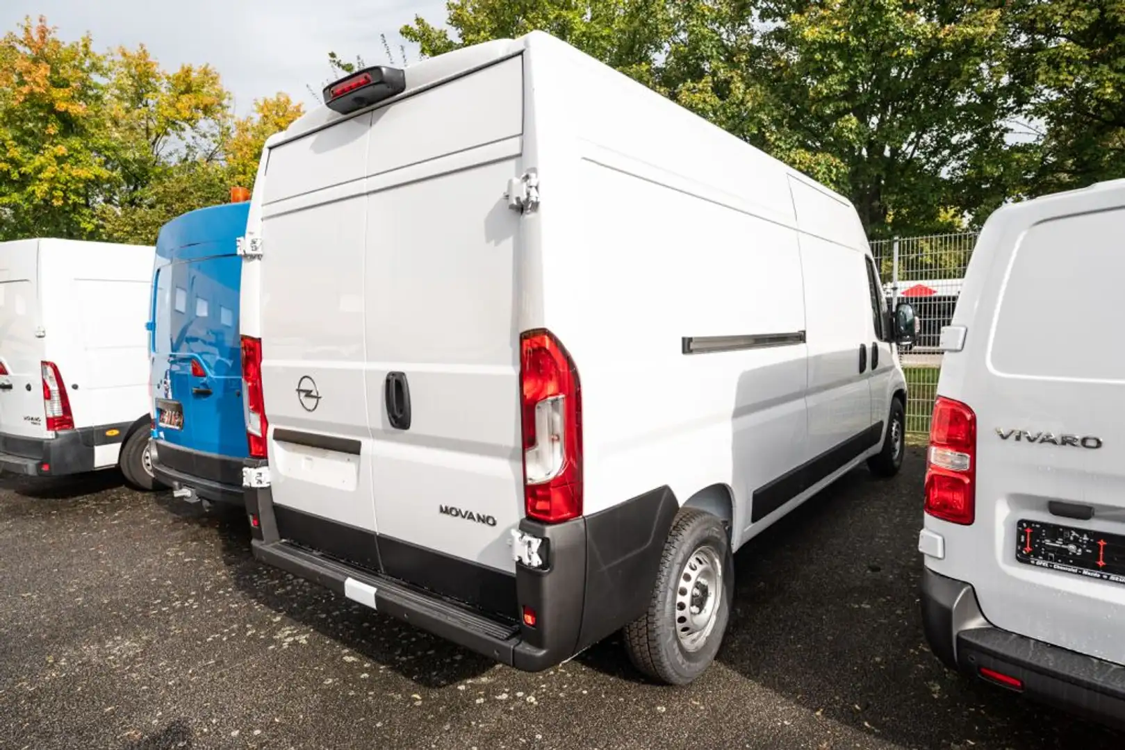 Opel Movano 2.2 BlueHDi 140 L3H2 VA verstärkt Weiß - 2