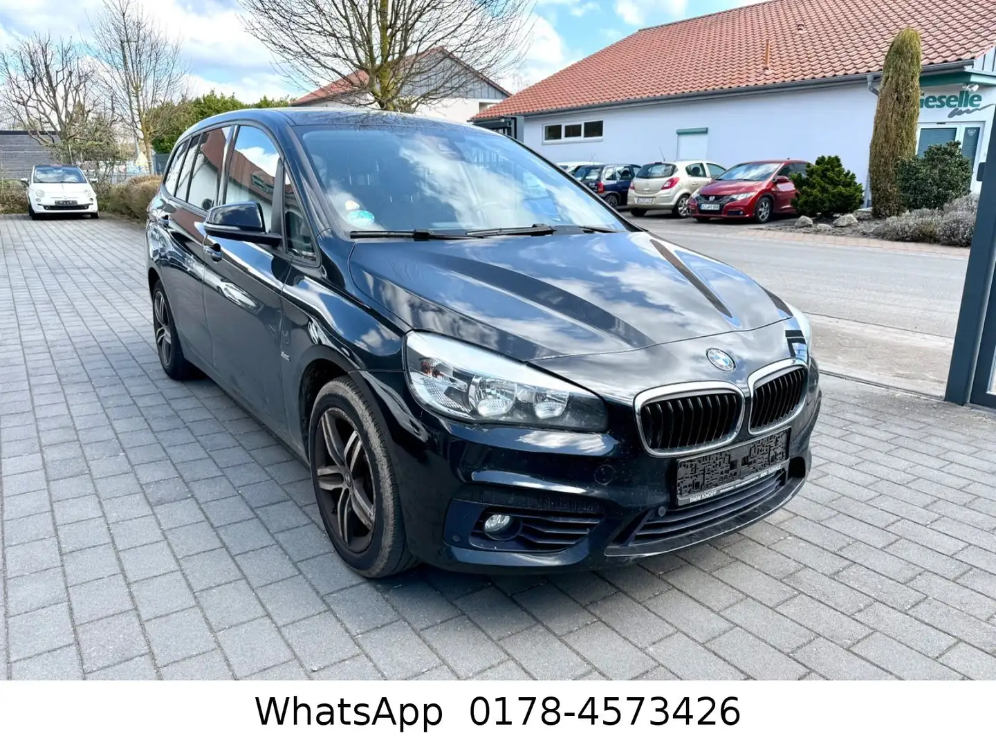 BMW 220 Autom. Sport Line Schwarz - 1