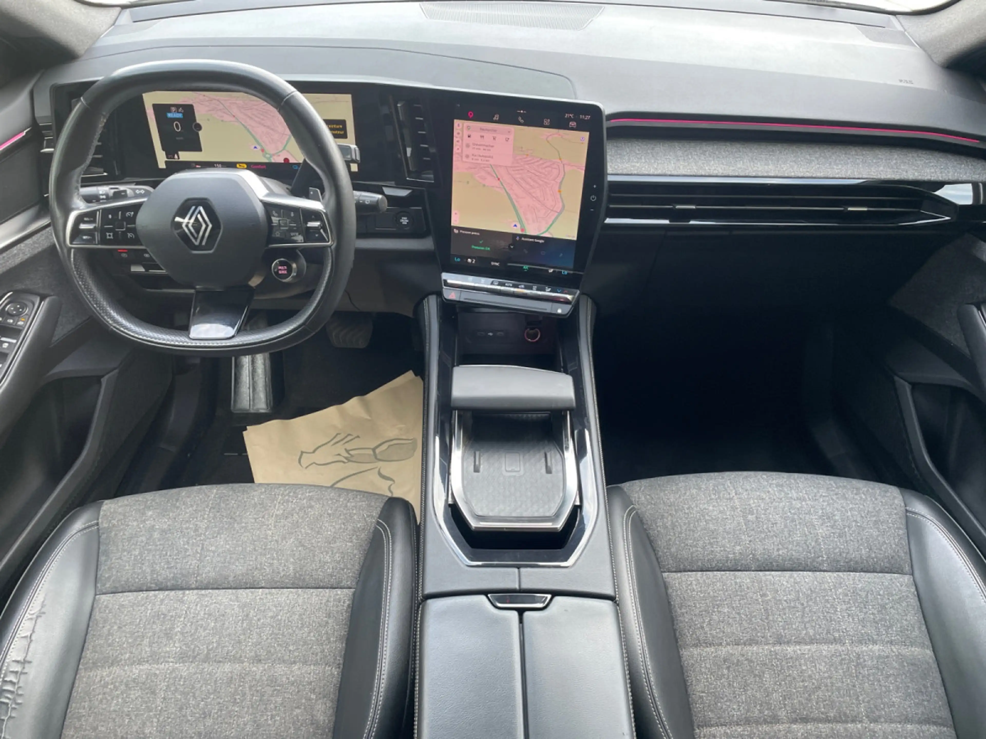 Renault Espace 1.2 E-Tech Techno Full Hybrid 200 7pl — photo 9