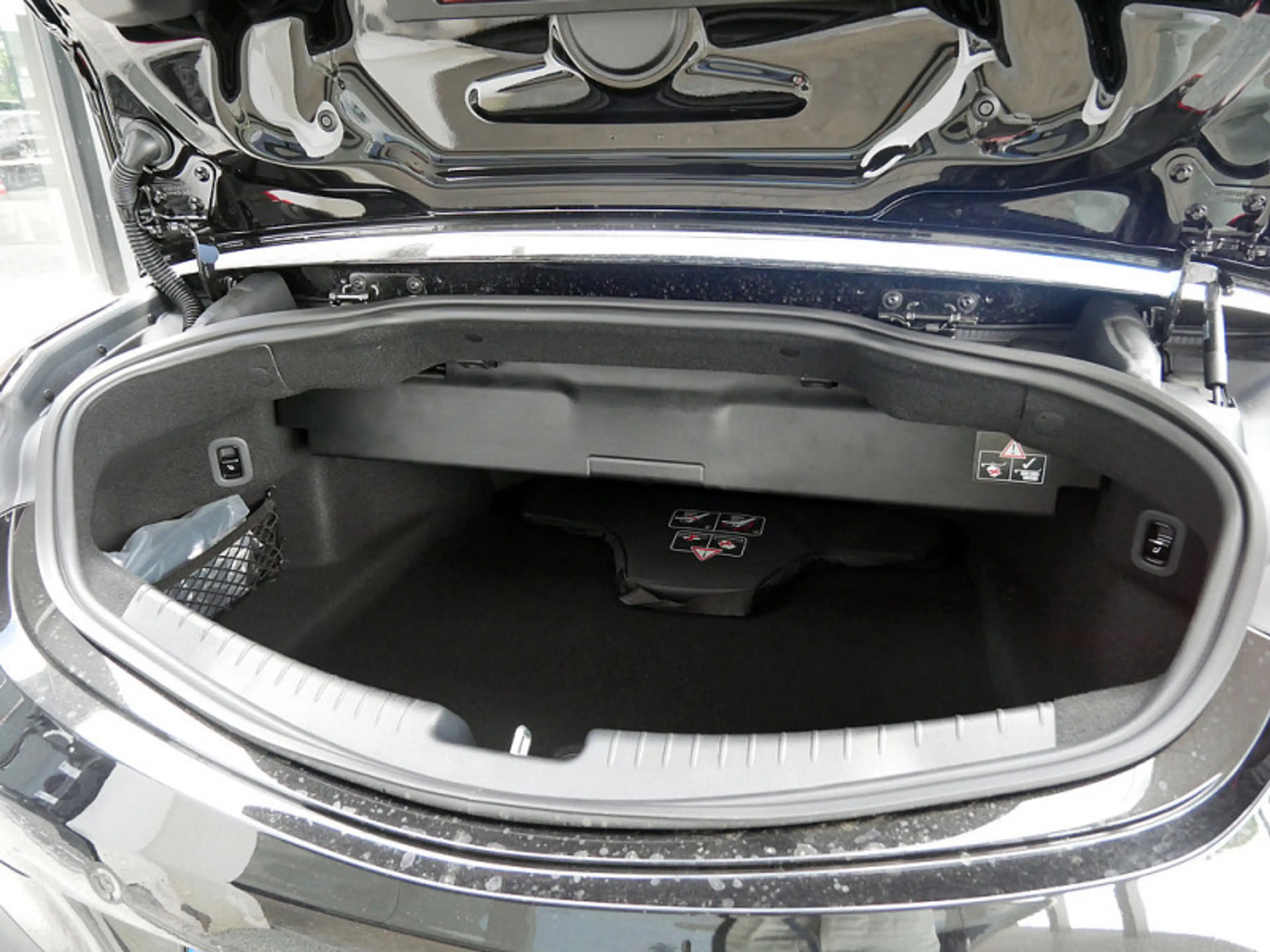 Mercedes-Benz CLE 200 Cabriolet AMG BURM MEMO 360 DISTR KAMERA — photo 11