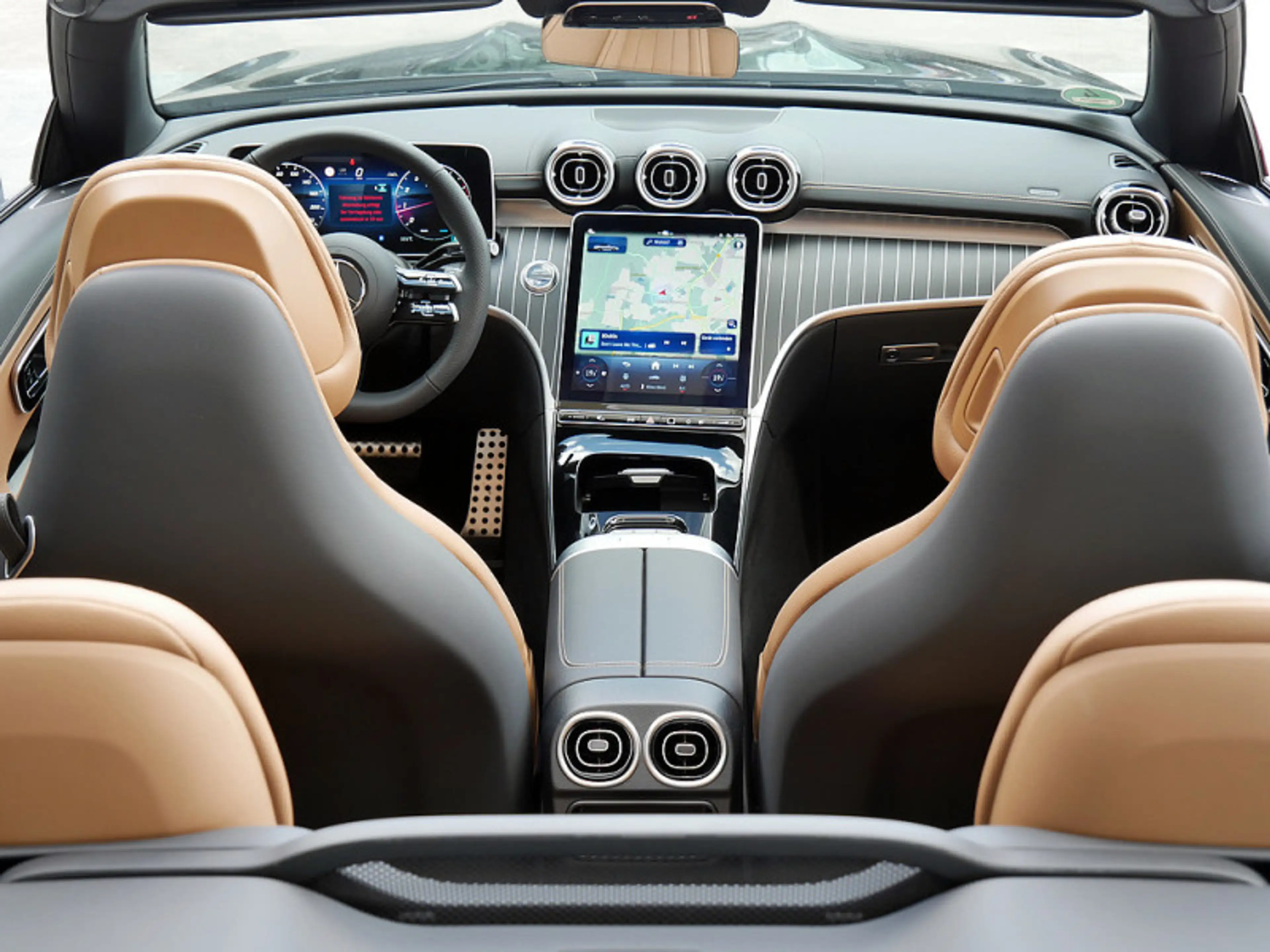 Mercedes-Benz CLE 200 Cabriolet AMG BURM MEMO 360 DISTR KAMERA — photo 10