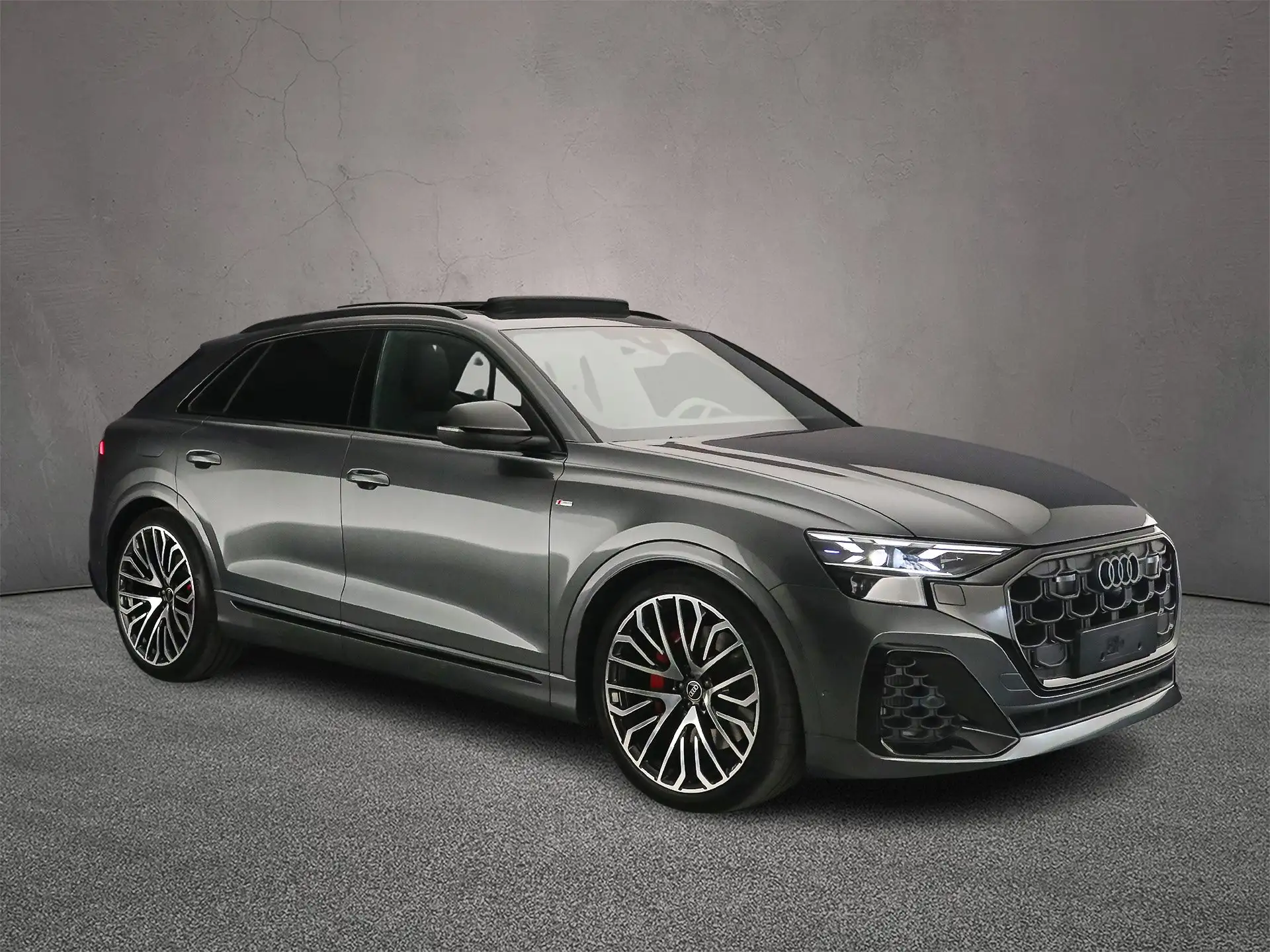 아우디 Audi Q8 TFSI 2026 회색 사진 7