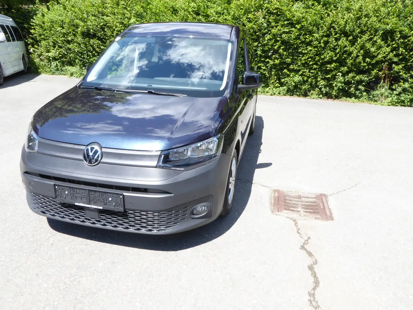 Volkswagen Caddy TDI 2.0 DSG Blau - 2