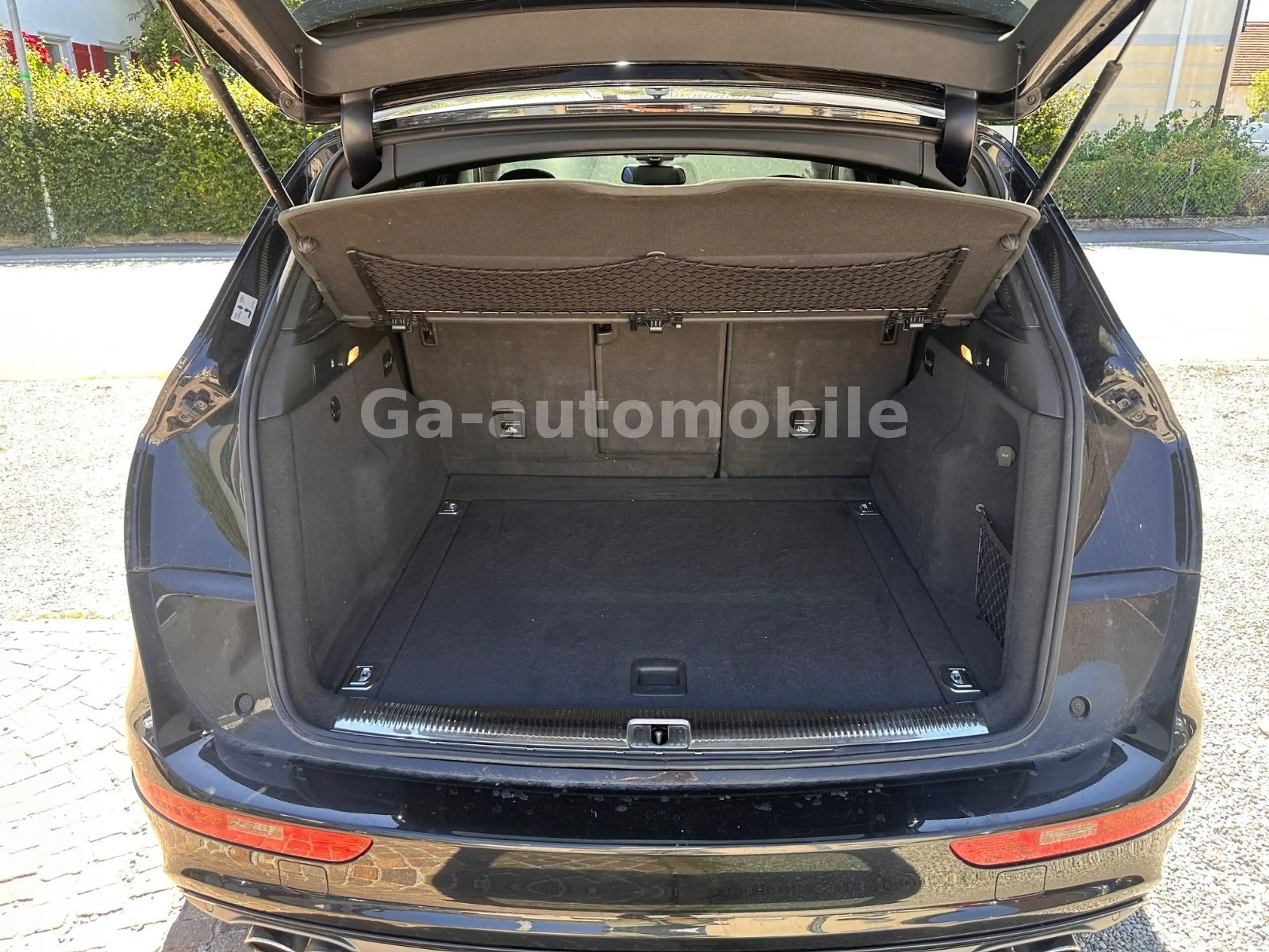 Audi SQ5 3.0 TDI competition ** AHK ** 21' Felgen ** — photo 13