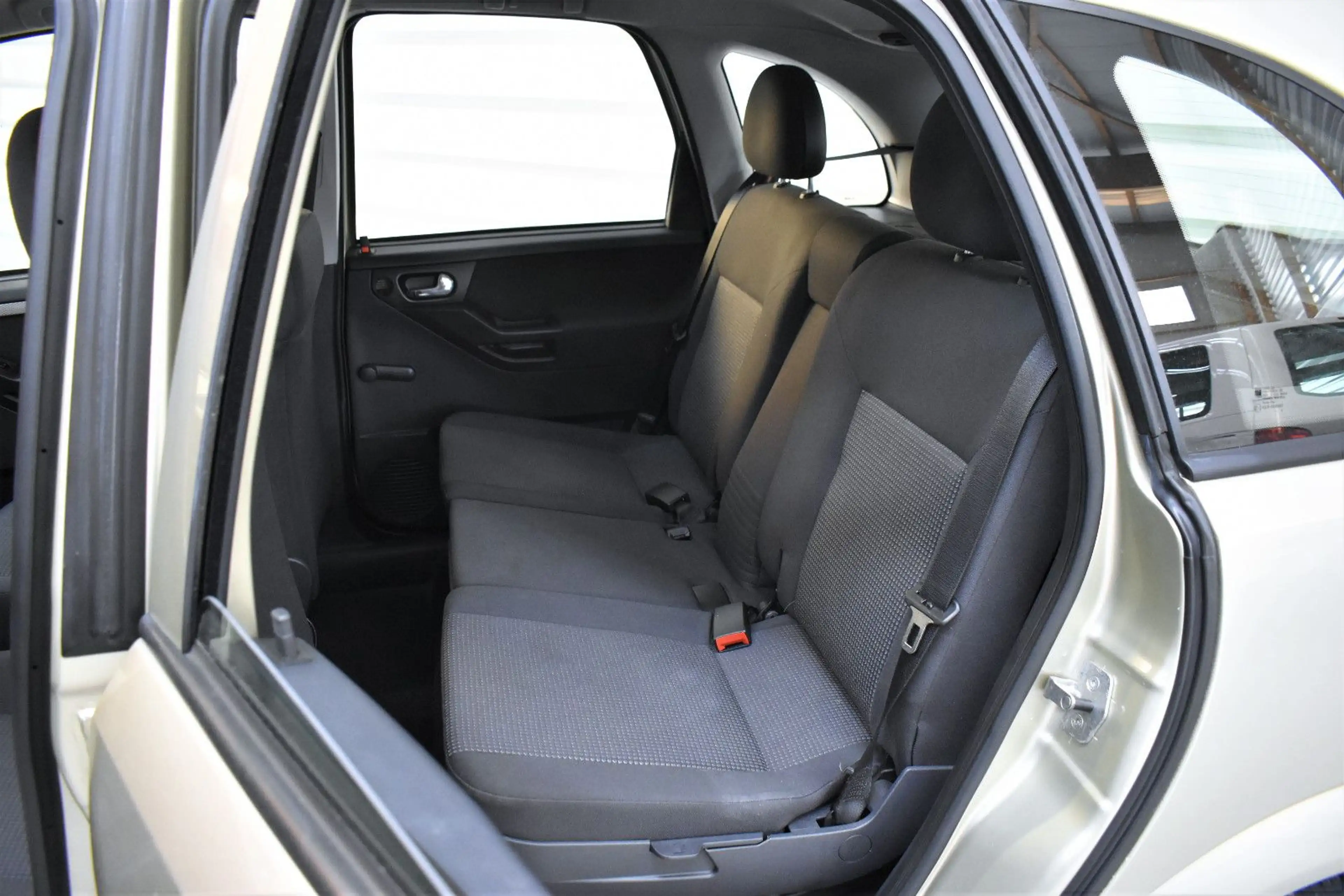 Opel Meriva 1.6 Edition Automatik+Nur.69.400km+SHZ — photo 13