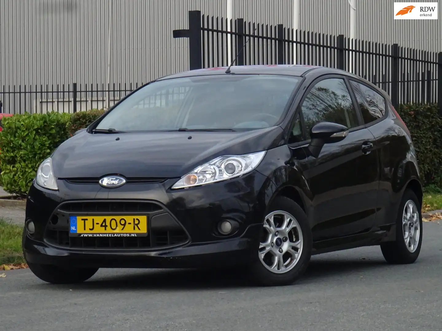 Ford Fiesta 1.4 Sport Zwart 2DE EIGENAAR CLIMA/APK 09-2026 Zwart - 1