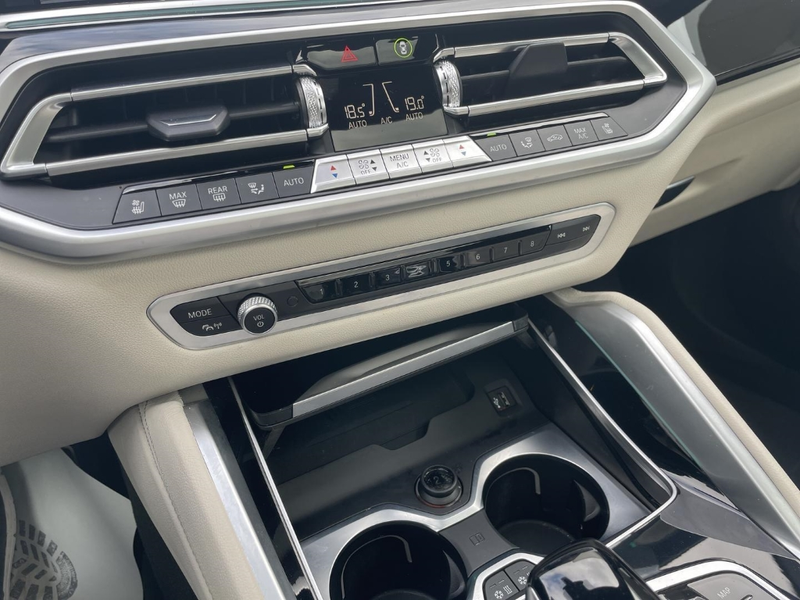 BMW X6 XDRIVE30D Sportpaket HUD AD El. Panodach Panorama — photo 12