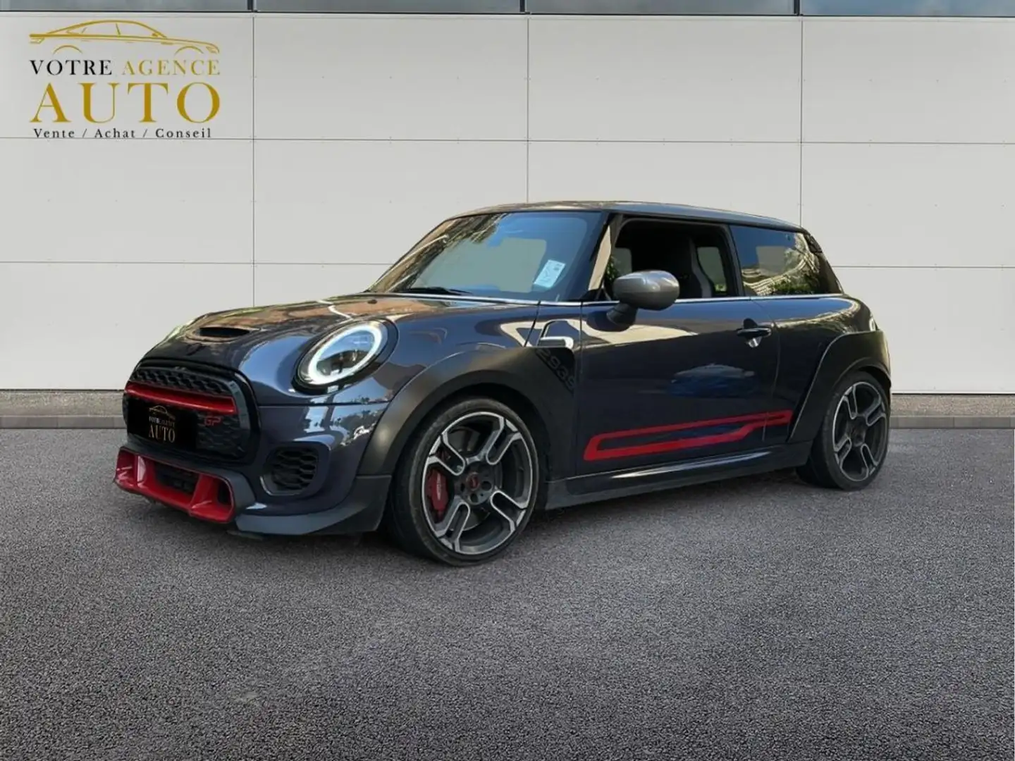 MINI One 2.0i - 306 ch- BVA Sport F56 - John Cooper Works GP 2939 PHASE 2 Gris - 1