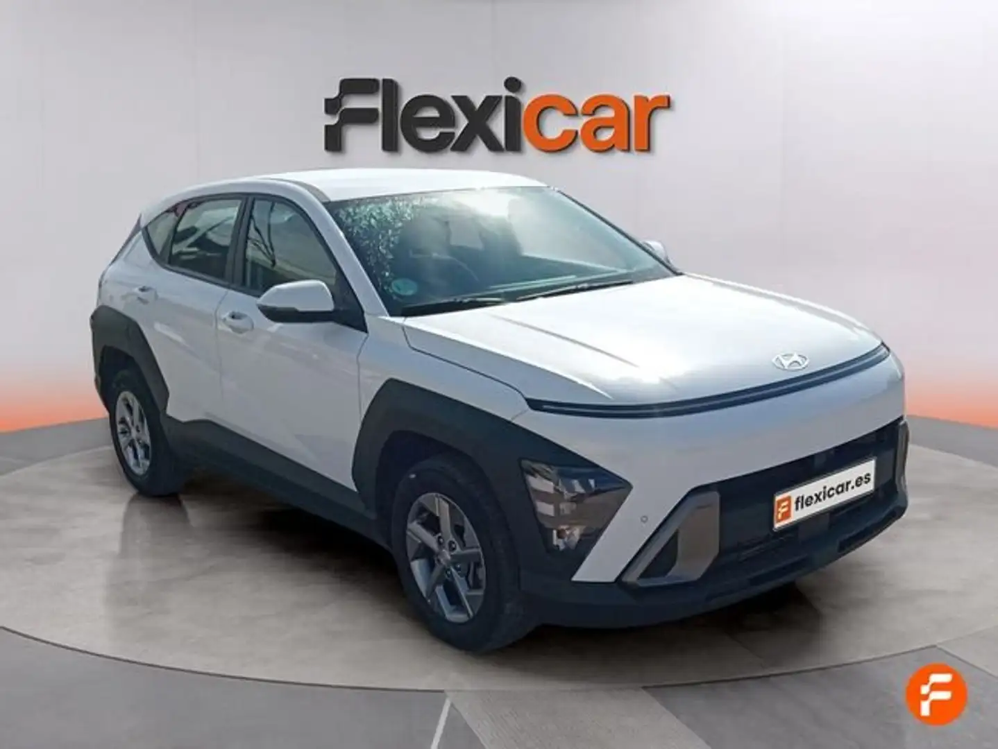 Hyundai KONA 1.0 TGDI 48V Flexx Blanco - 2