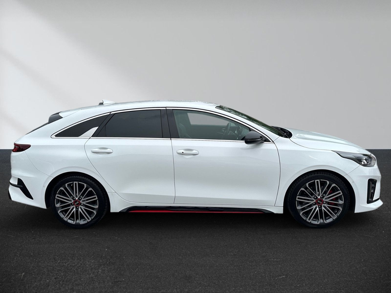 Kia ProCeed / pro_cee'd — photo 3