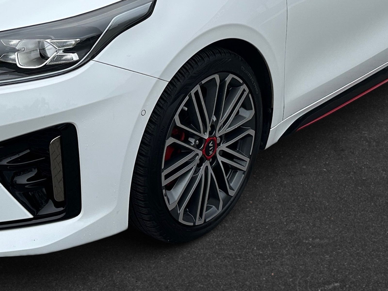 Kia ProCeed / pro_cee'd — photo 10