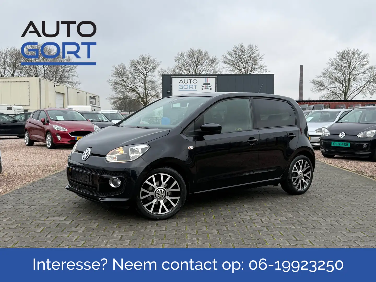Volkswagen up! 1.0 Street up! | Cruise control | Navi | 5 Deurs | Negro - 1