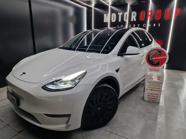 Tesla Model Y Model Y Long Range AWD