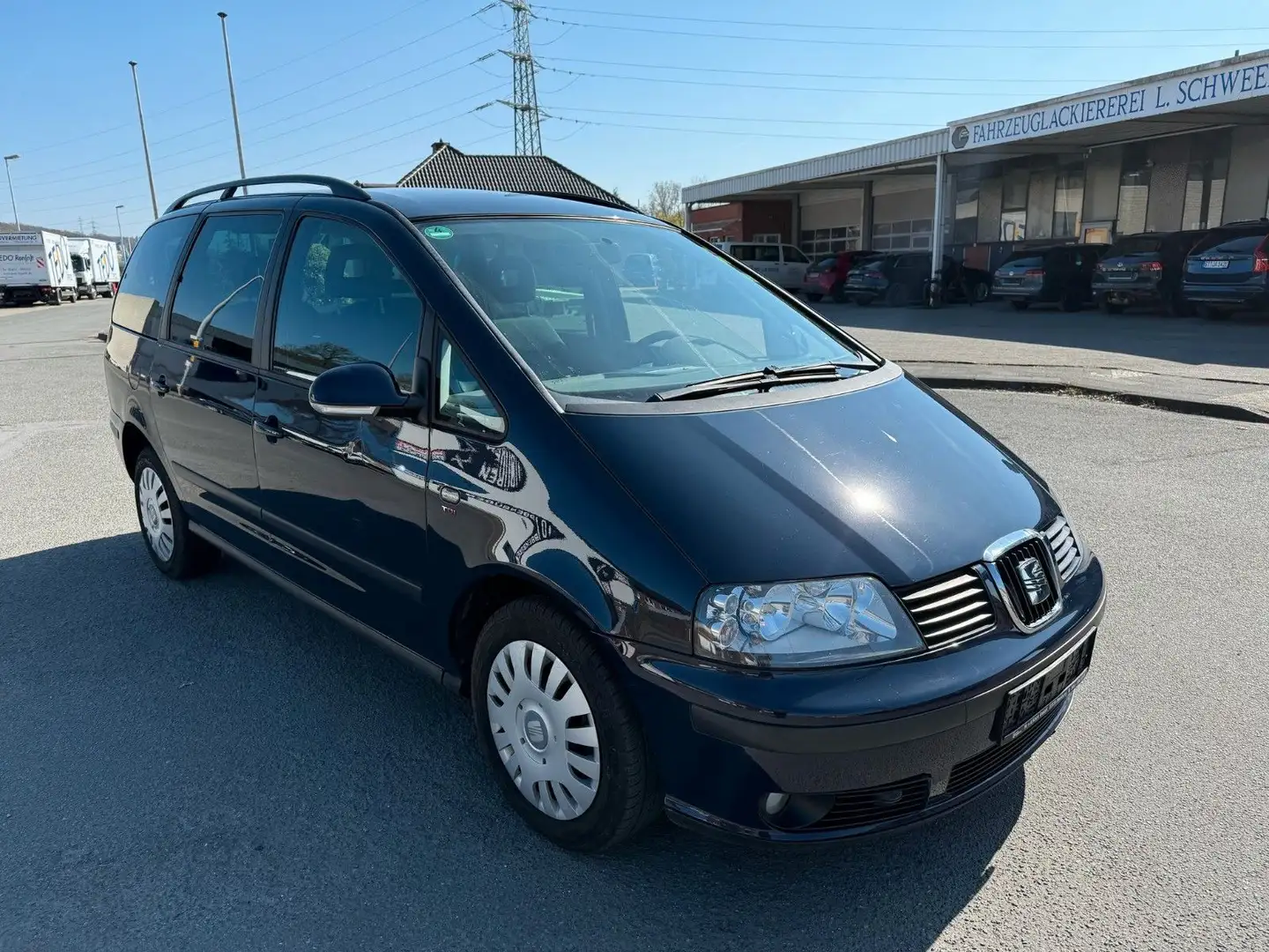 SEAT Alhambra Reference Blau - 2