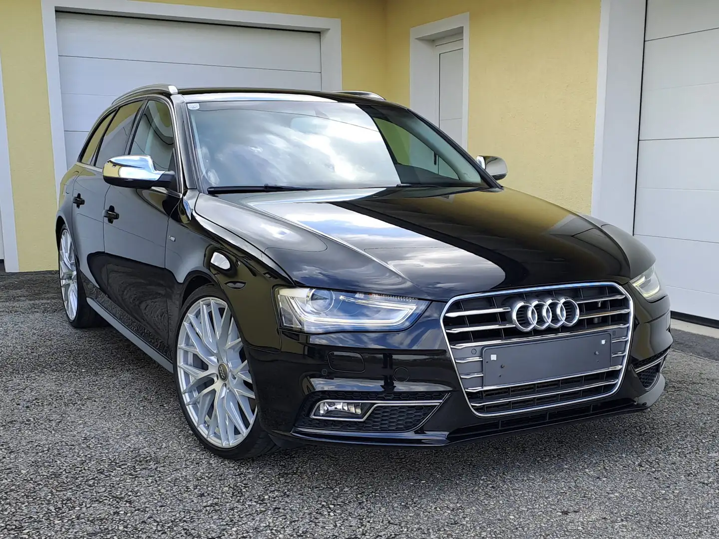 Audi A4 Avant 2,0 TDI Style DPF Negro - 1