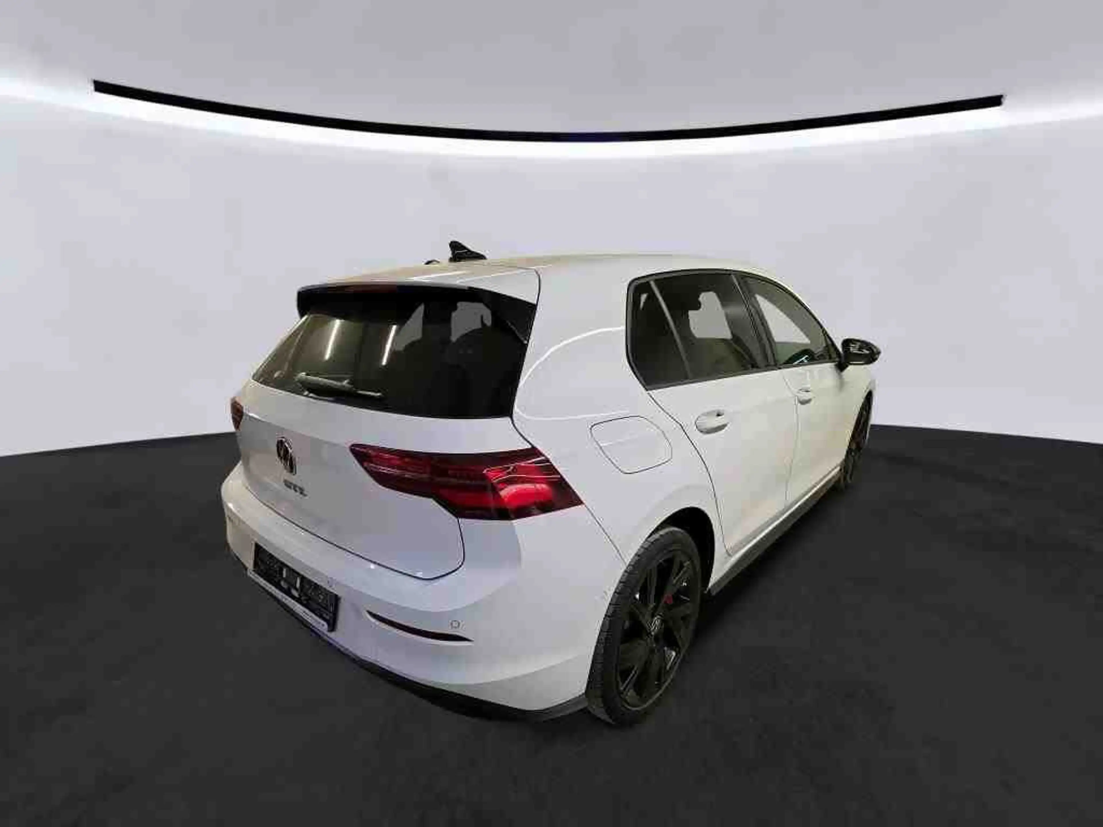 Volkswagen Golf GTE GTE BLACK LM18 PANO AHK IQ.LIGHT ACC — photo 3