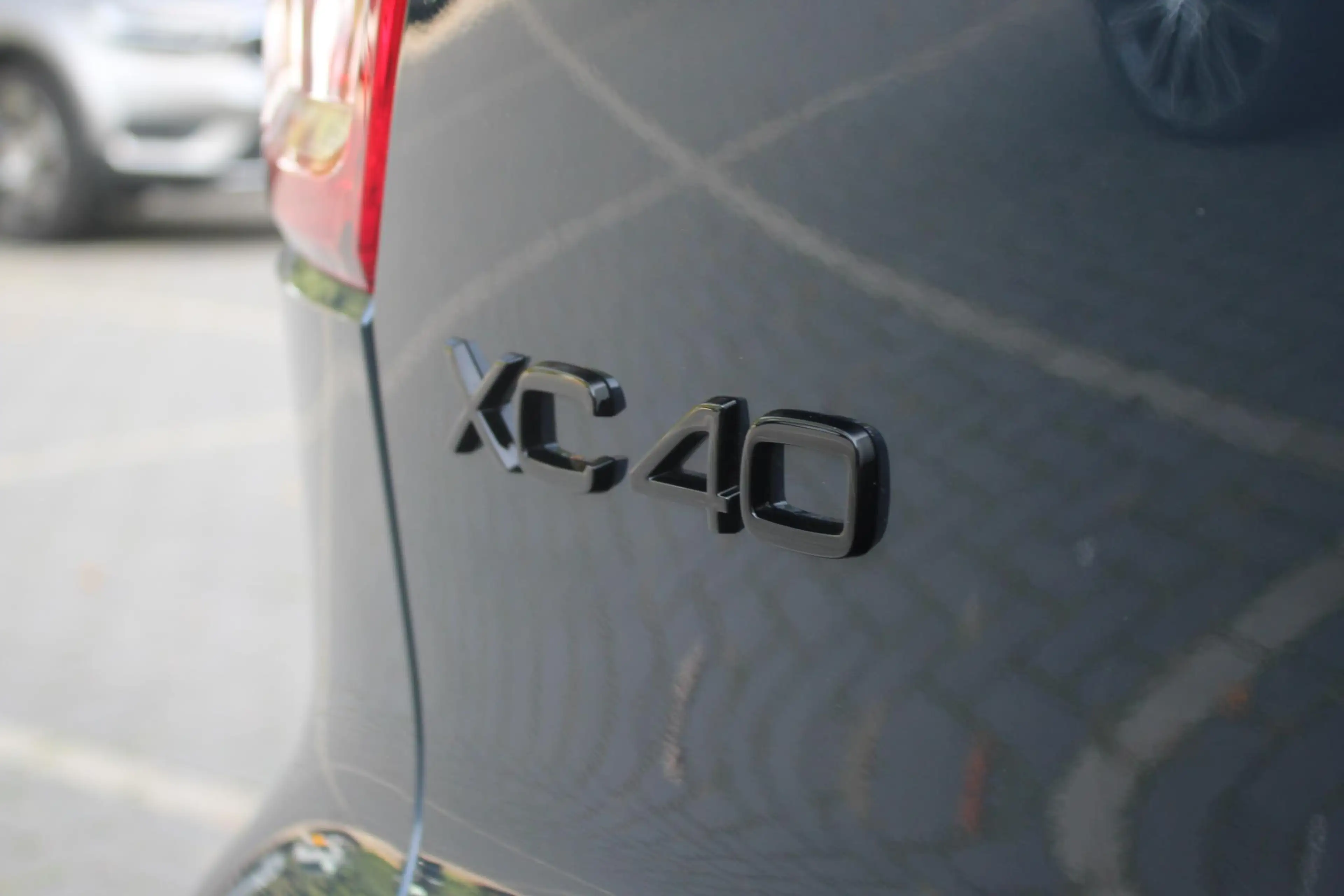 Volvo XC40 B4 Plus Black Edition | Panoramadak | Trekhaak | V — photo 14