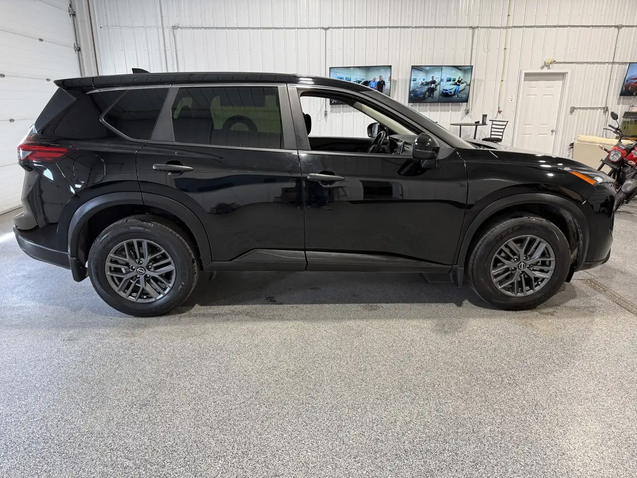 Nissan Rogue снимка Nissan Rogue