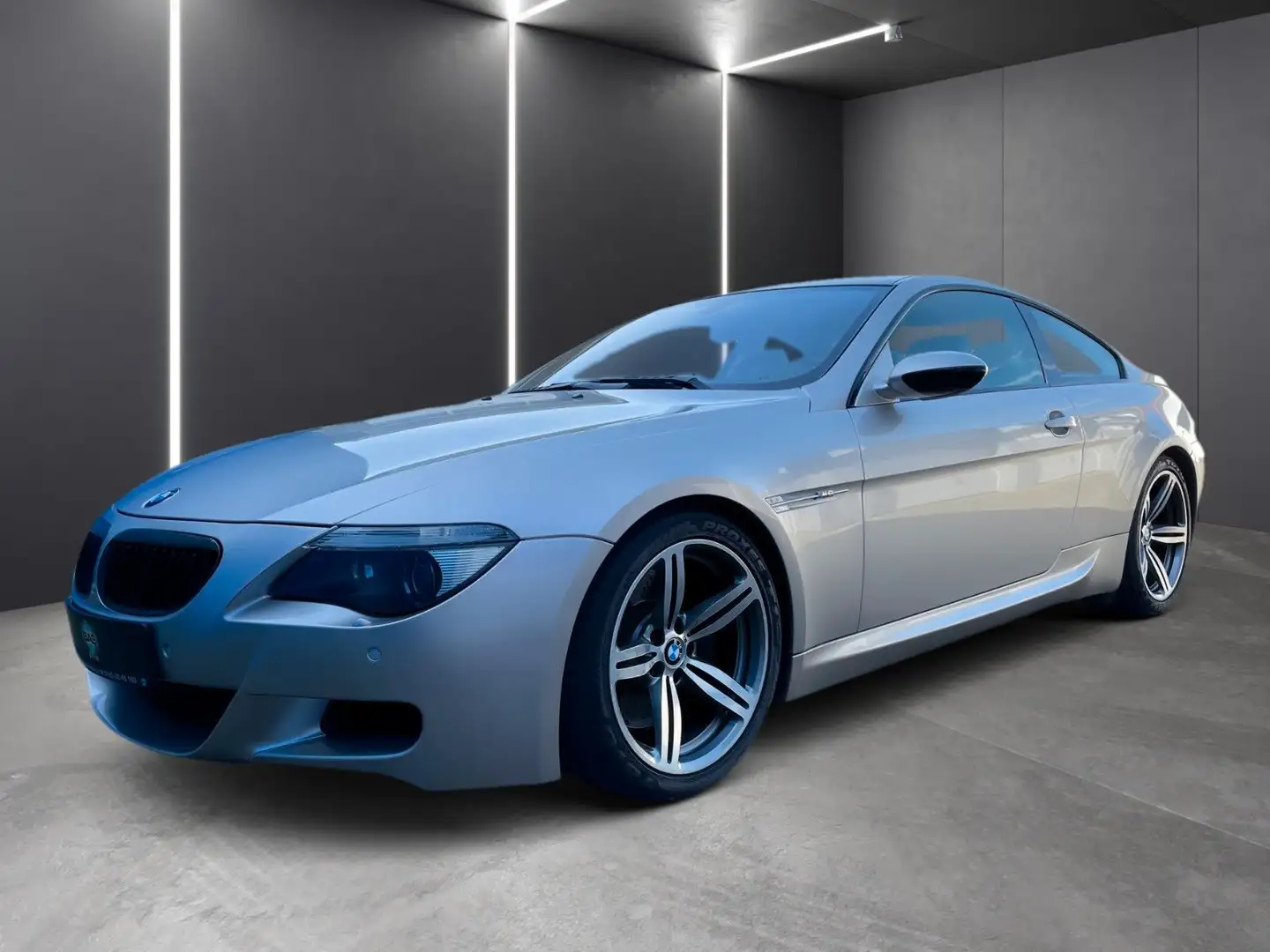 BMW M6 Coupe*V10*SMG*HeadUp*Top Zus.*TüV & Serv.neu Silber - 1