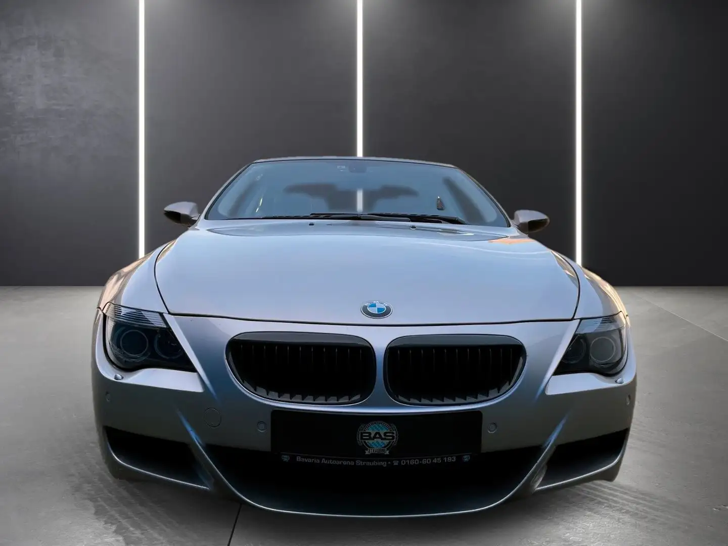BMW M6 Coupe*V10*SMG*HeadUp*Top Zus.*TüV & Serv.neu Srebrny - 2
