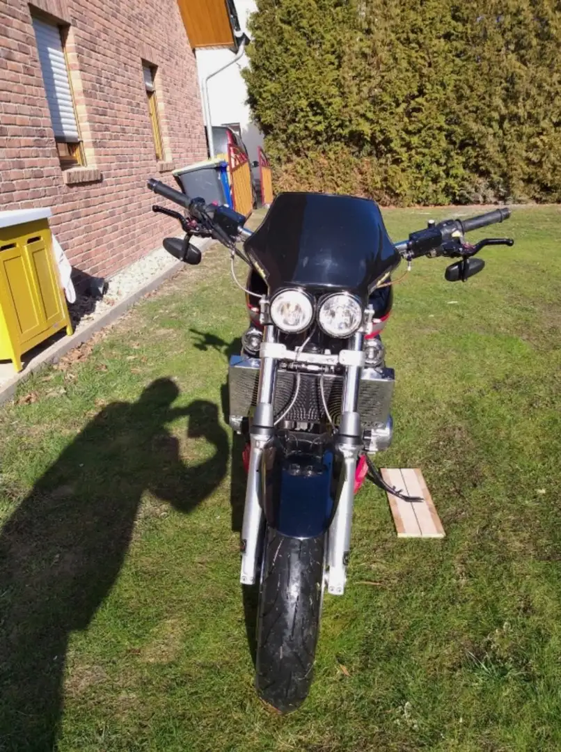 Suzuki GSX 1400 Rood - 2