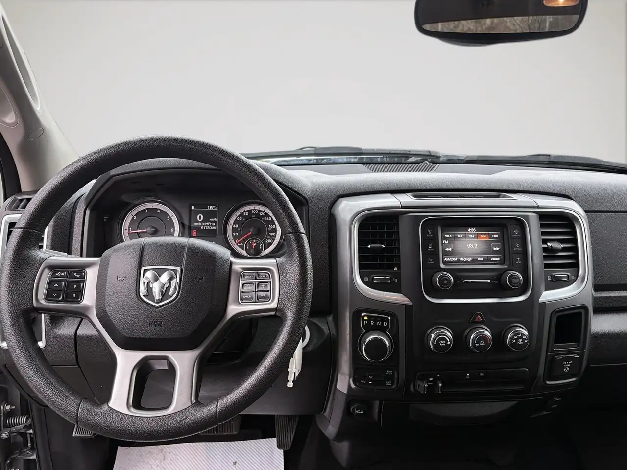 RAM 1500 снимка RAM 1500