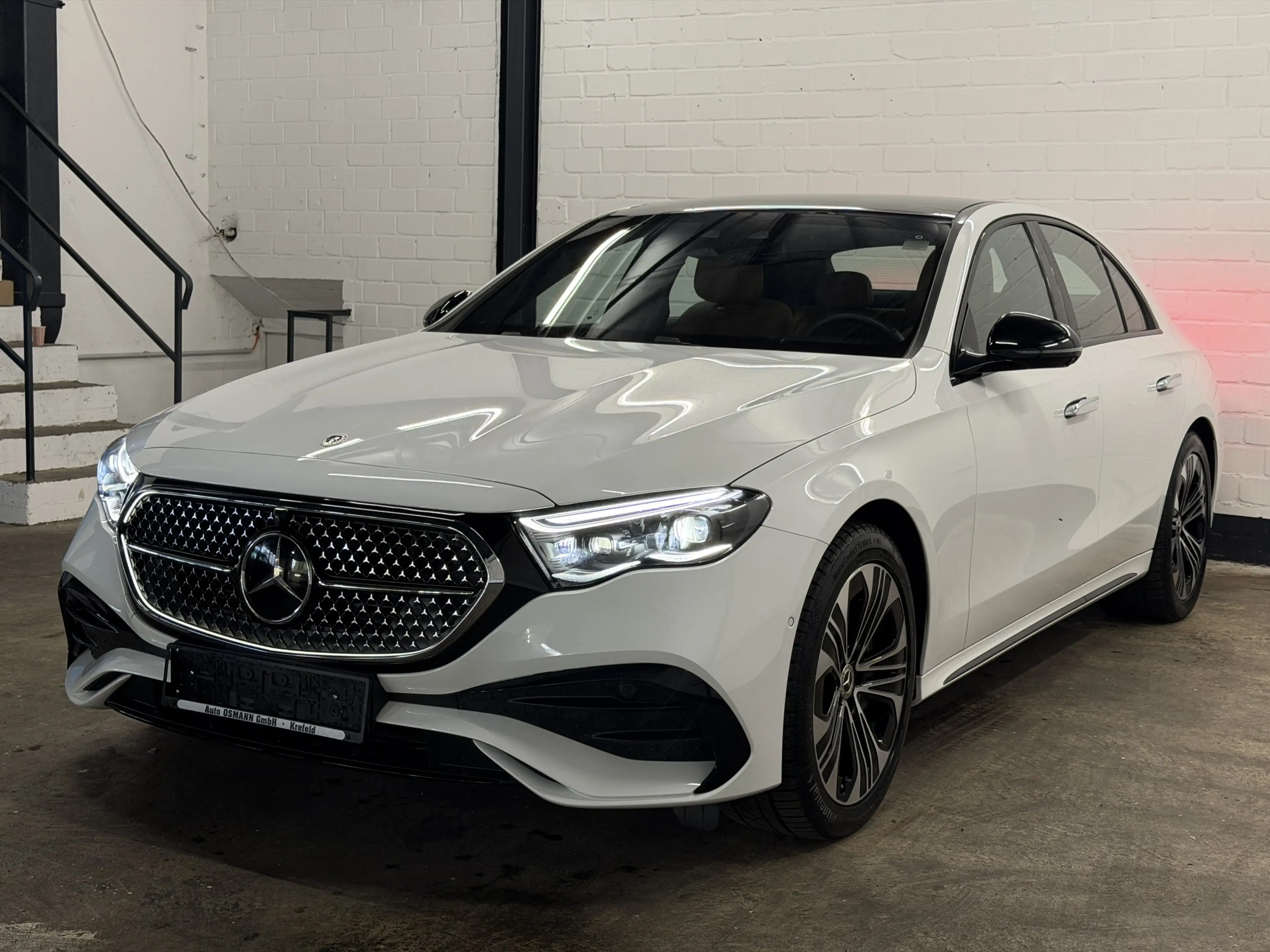 Mercedes-Benz E 450 4Matic 9G-TRONIC AMG Line Superscreen — photo 2