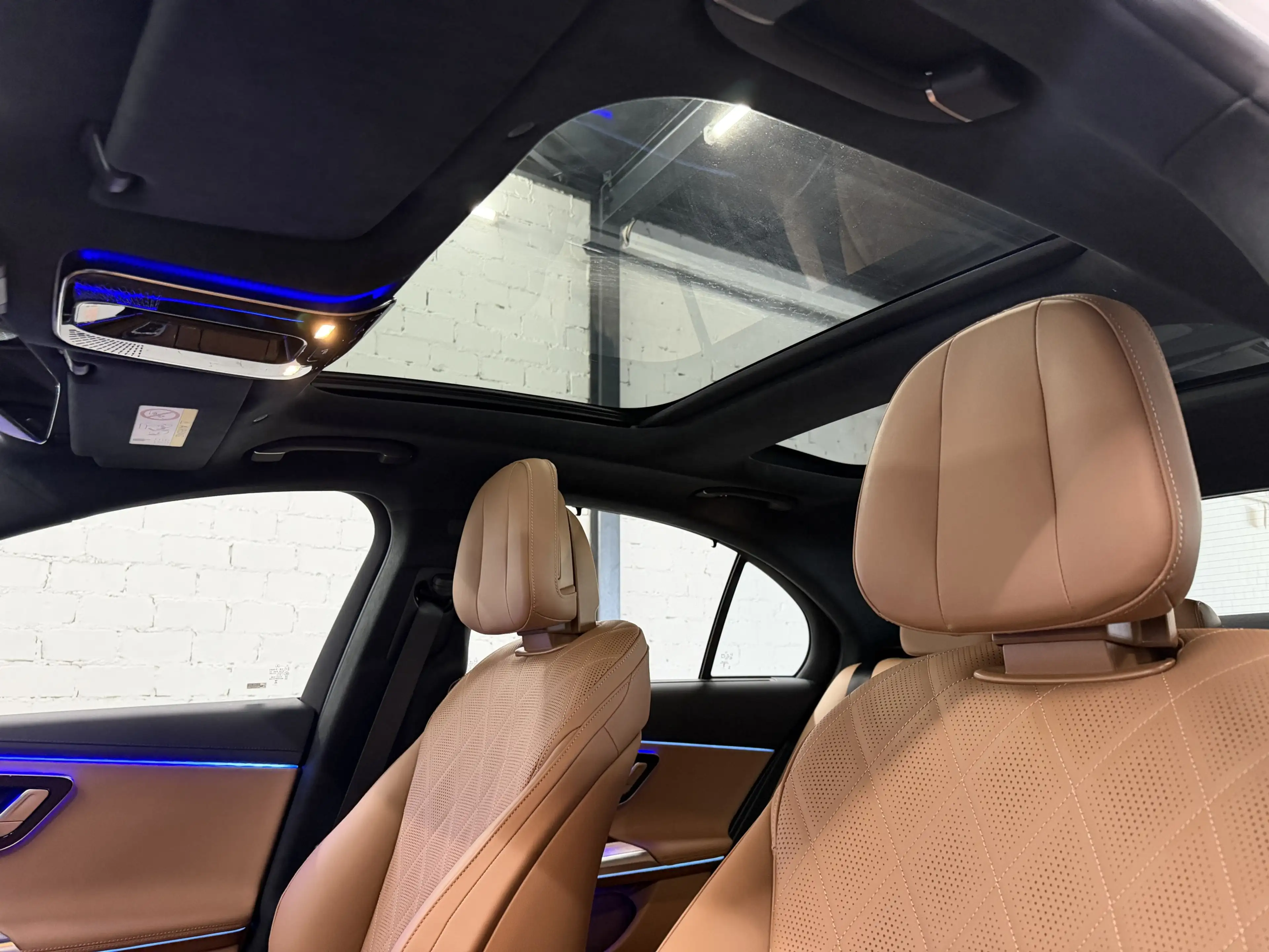 Mercedes-Benz E 450 4Matic 9G-TRONIC AMG Line Superscreen — photo 14