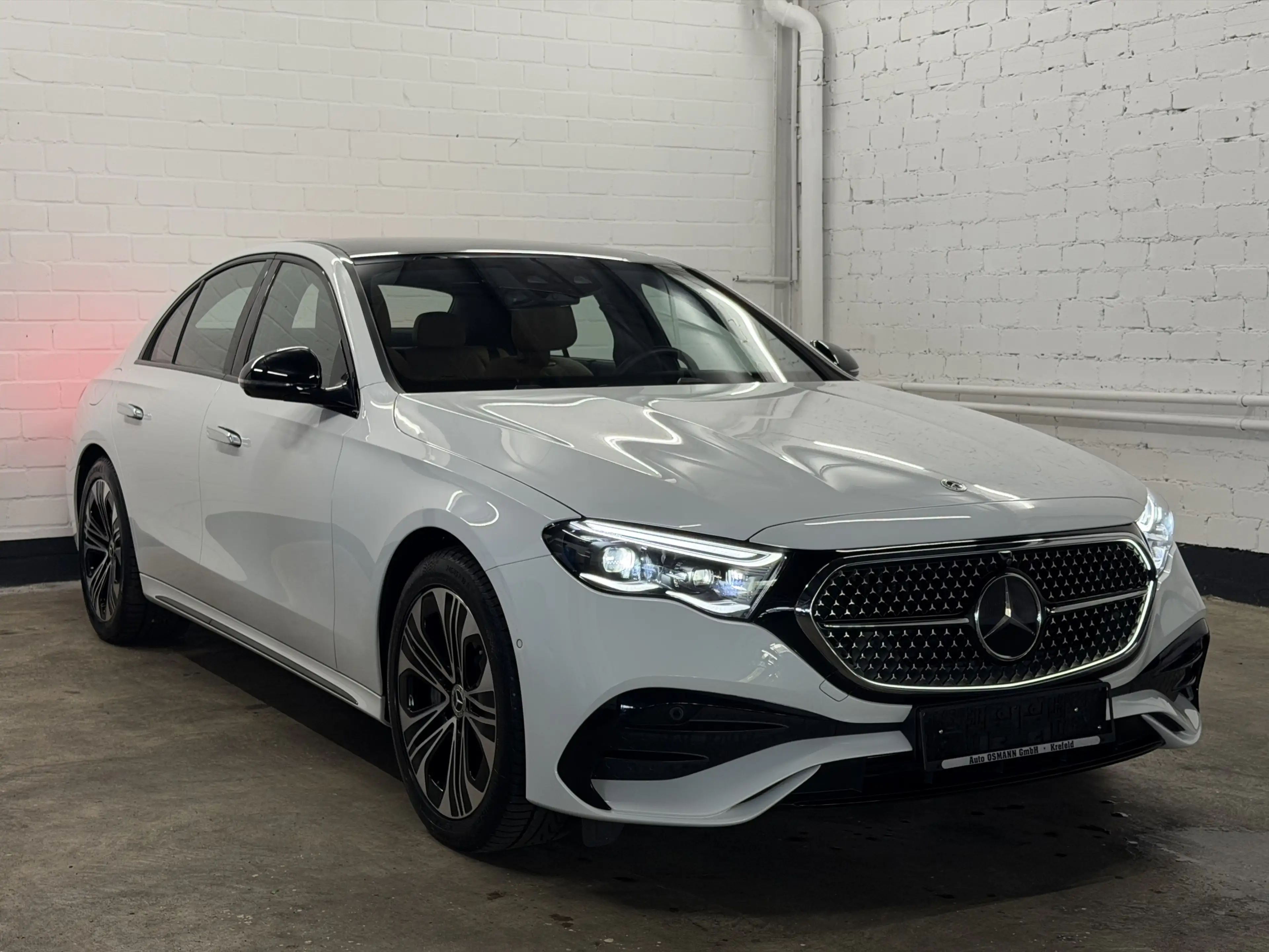 Mercedes-Benz E 450 4Matic 9G-TRONIC AMG Line Superscreen — photo 4