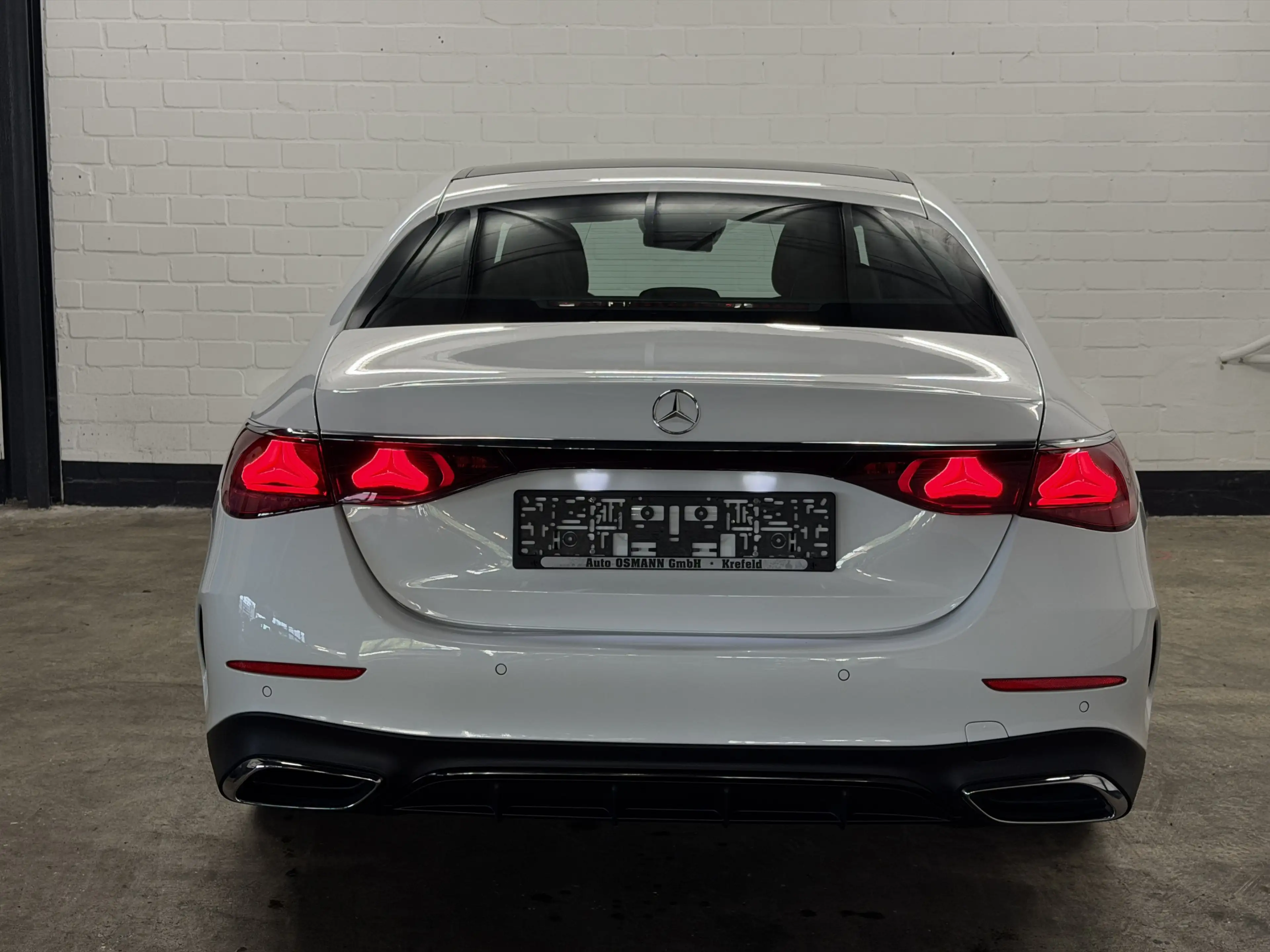 Mercedes-Benz E 450 4Matic 9G-TRONIC AMG Line Superscreen — photo 6