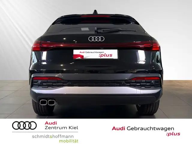 Audi Q5 view 5