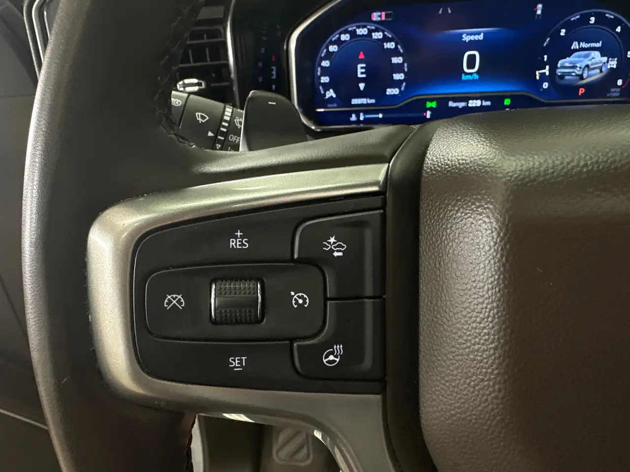 Chevrolet Silverado 1500 photo Chevrolet Silverado 1500