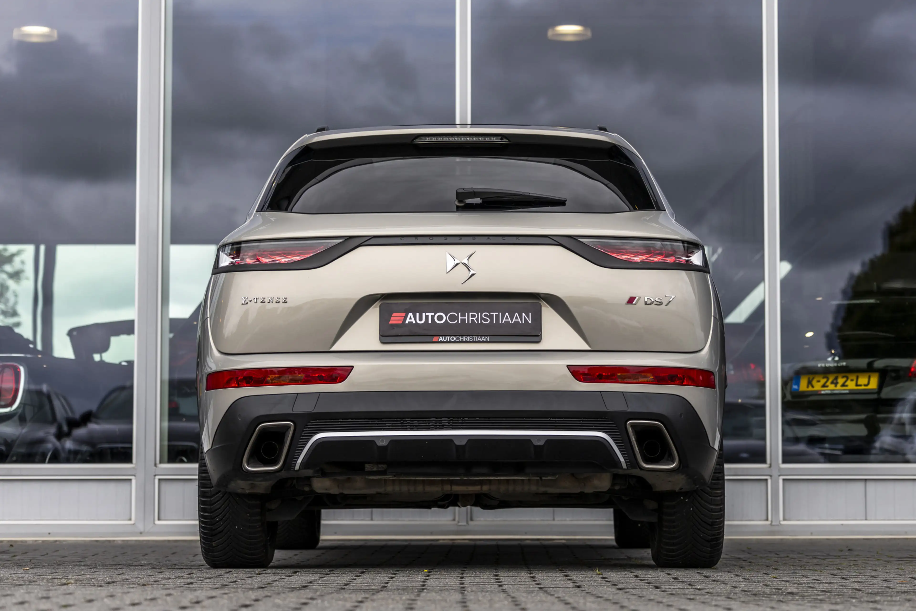 DS Automobiles DS 7 Crossback E-Tense Performance Line | Pano | Navi | Virt. Coc — photo 4