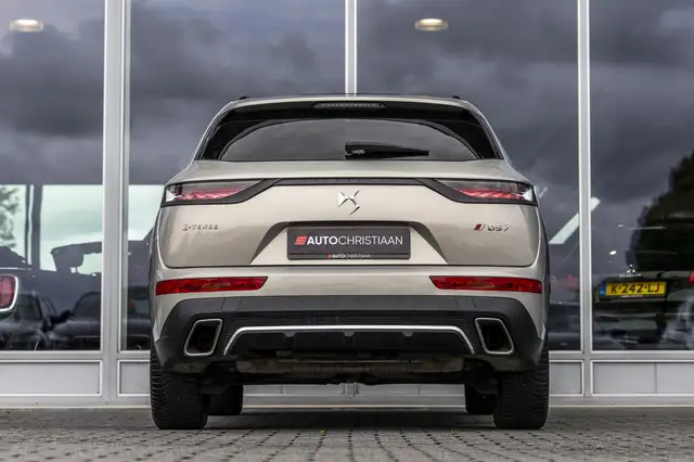 DS Automobiles DS 7 Crossback view 4