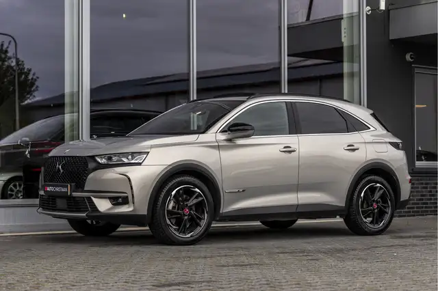 DS Automobiles DS 7 Crossback view 15