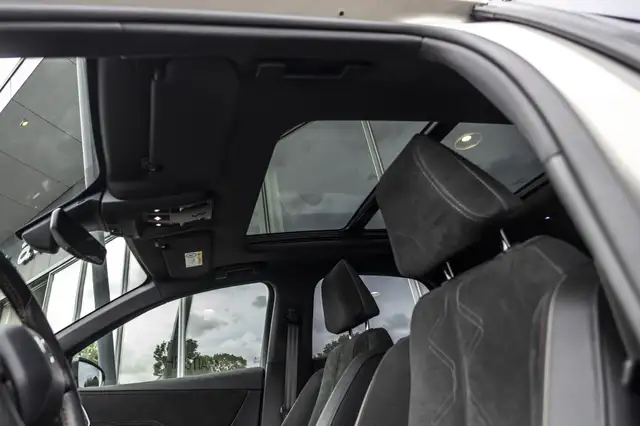 DS Automobiles DS 7 Crossback view 13