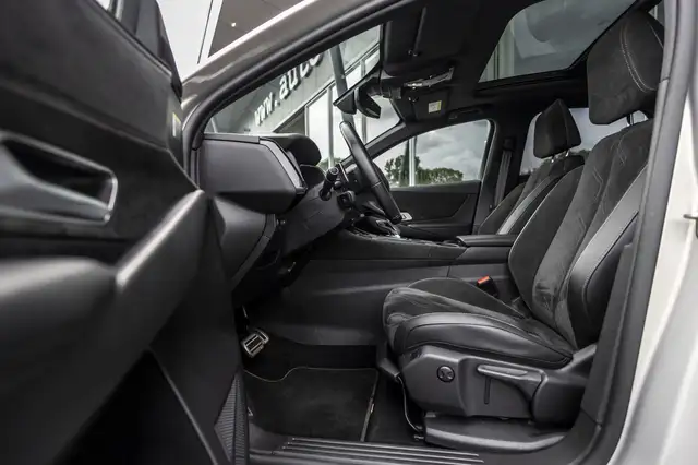 DS Automobiles DS 7 Crossback view 9