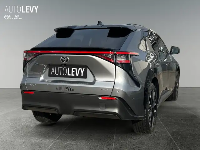 Toyota BZ4X view 6