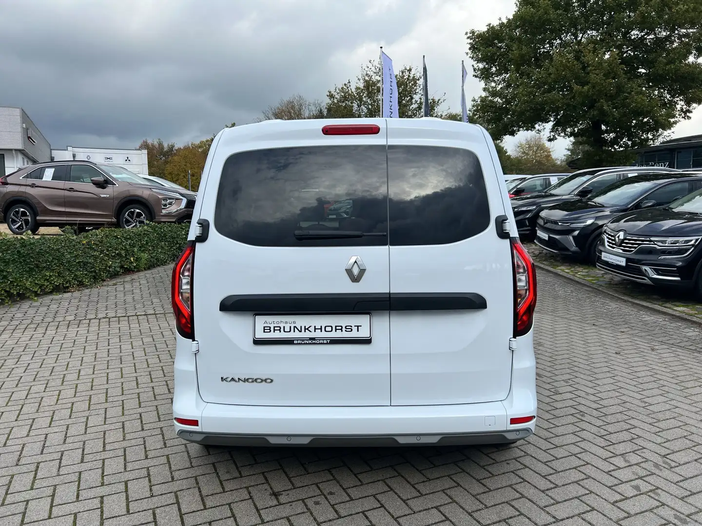 Renault Kangoo TCe 100 Equilibre GJR+PDC+Klima Weiß - 2
