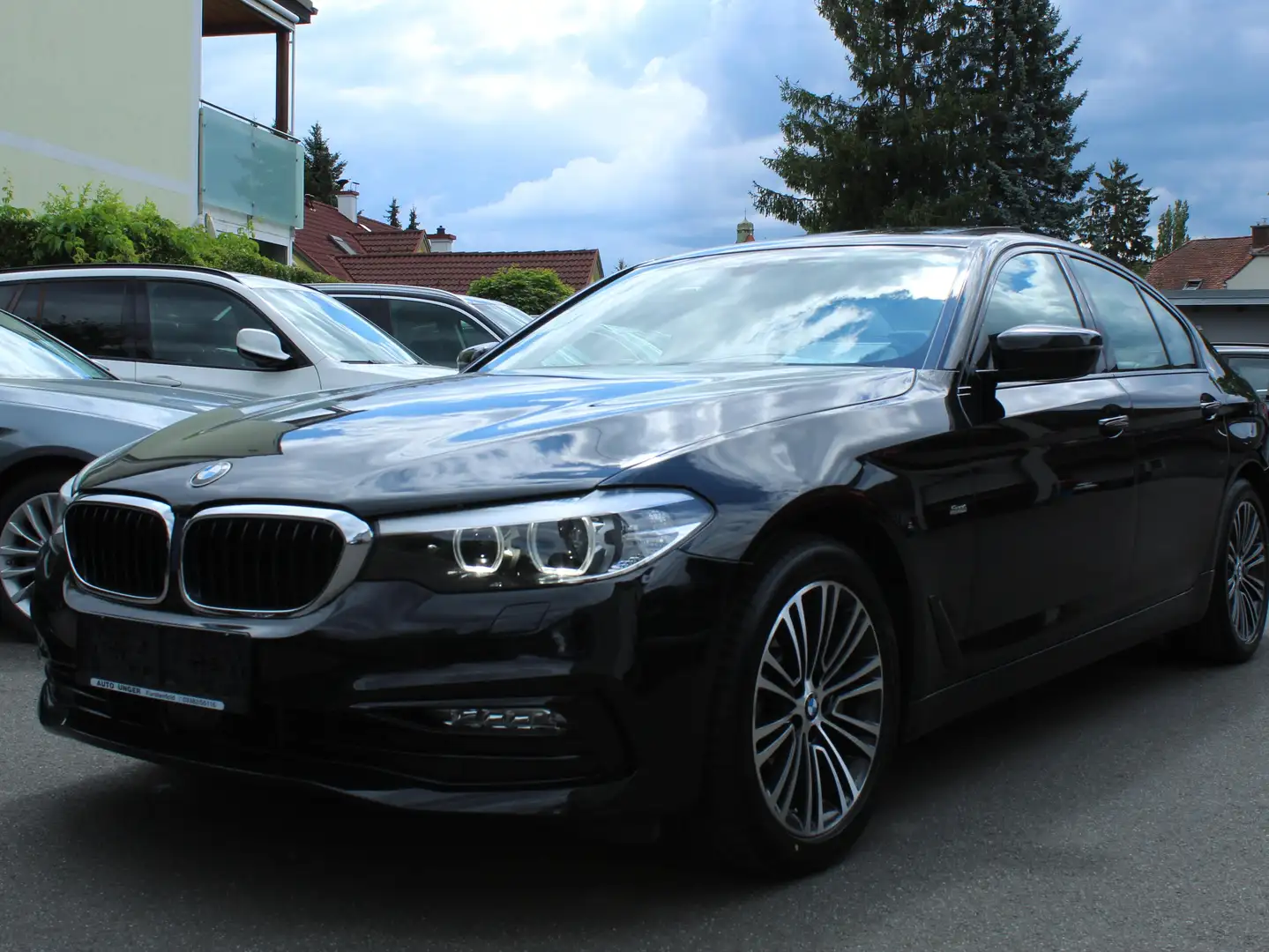 BMW 530 530 i xDrive Sport Line Neuer Turbo! Top Gepflegt! Schwarz - 1