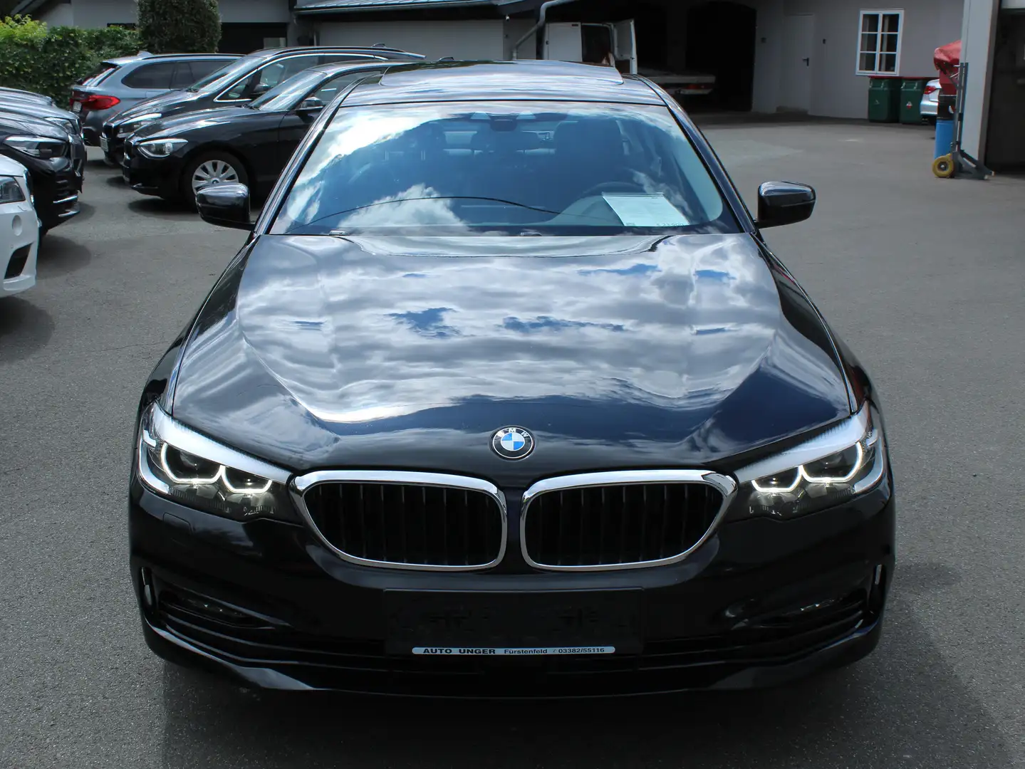 BMW 530 530 i xDrive Sport Line Neuer Turbo! Top Gepflegt! Schwarz - 2